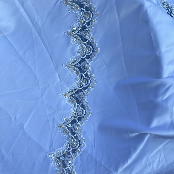 Oleg Cassini NEW NWT white wedding dress off white pearls design lace long trail - Picture 12 of 17